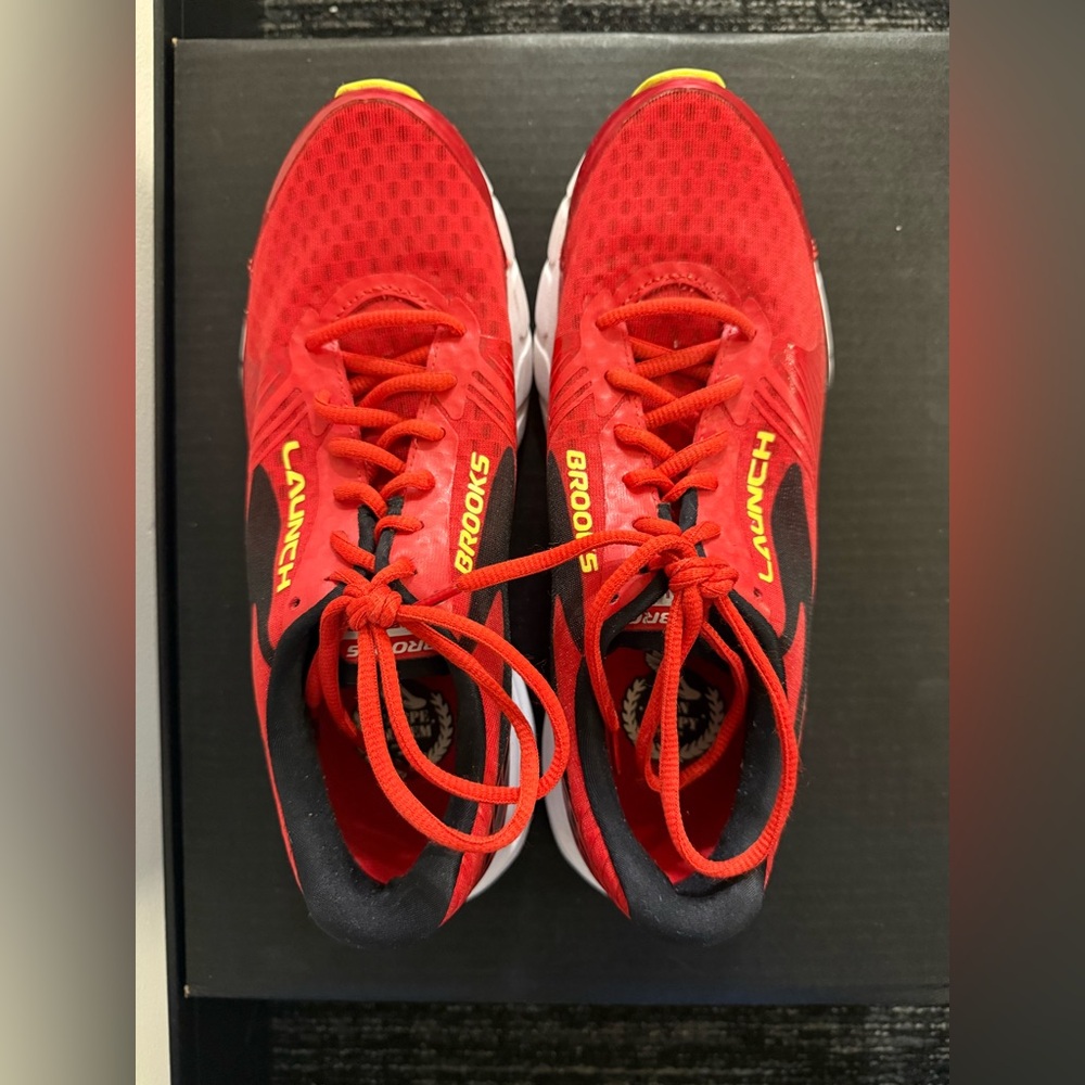 Brooks Men's Launch 5 Running Shoes